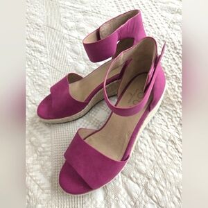 SOUL Naturalizer magenta pink espadrille wedge strappy healed sandles | size 10